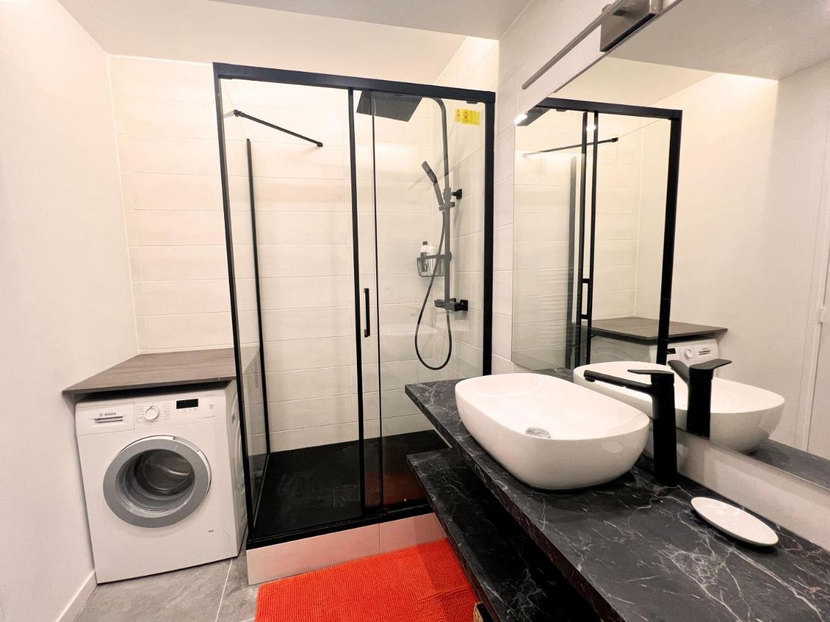 Cosy 1 Bedroom Appt Proche De Tout Metro A Pied Булон Биянкур Екстериор снимка